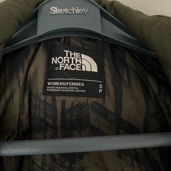 North Face Artic Parka - Picture 2 of 5